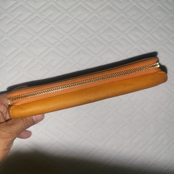Gucci Continental Leather Long Wallet..Authentic.. - Picture 15 of 15